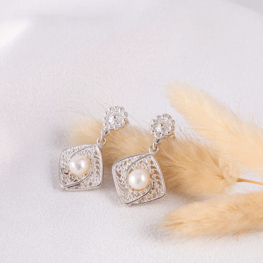 Arete Heliz