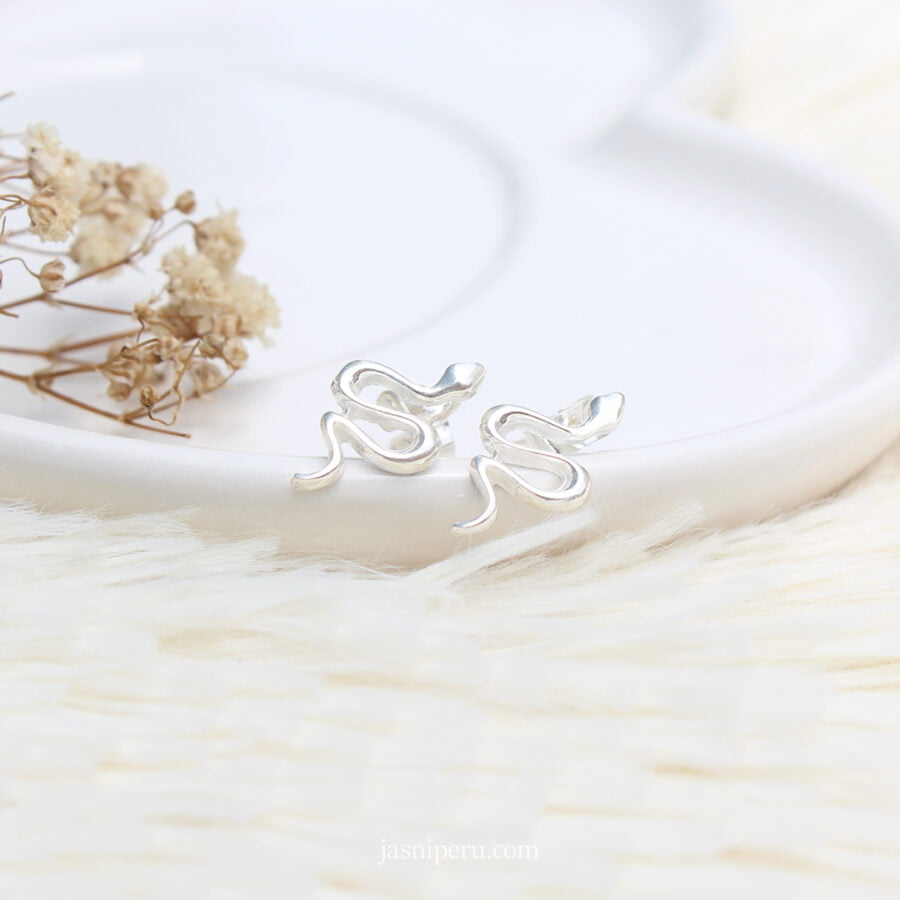 Arete Nell