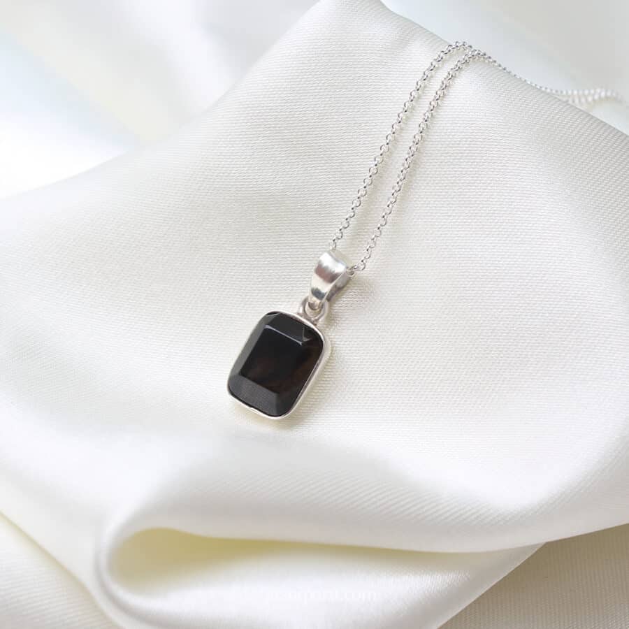 Dije Rectangular Obsidiana
