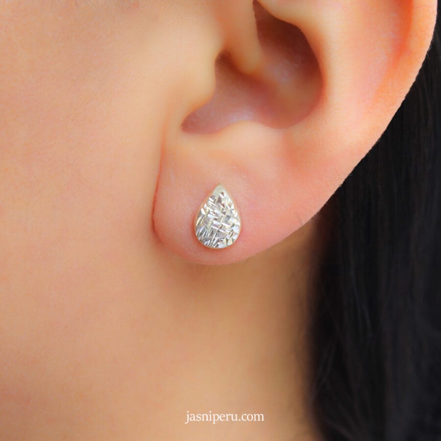 Arete Gota Diamantado