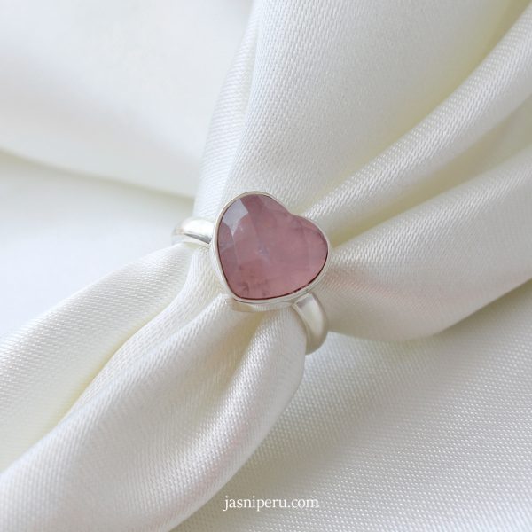 Anillo Corazón Cuarzo Rosa