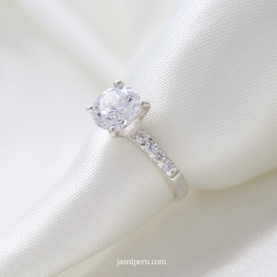 Anillo Tatiana (a pedido)
