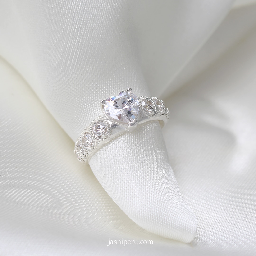 Anillo Sophie (a pedido)