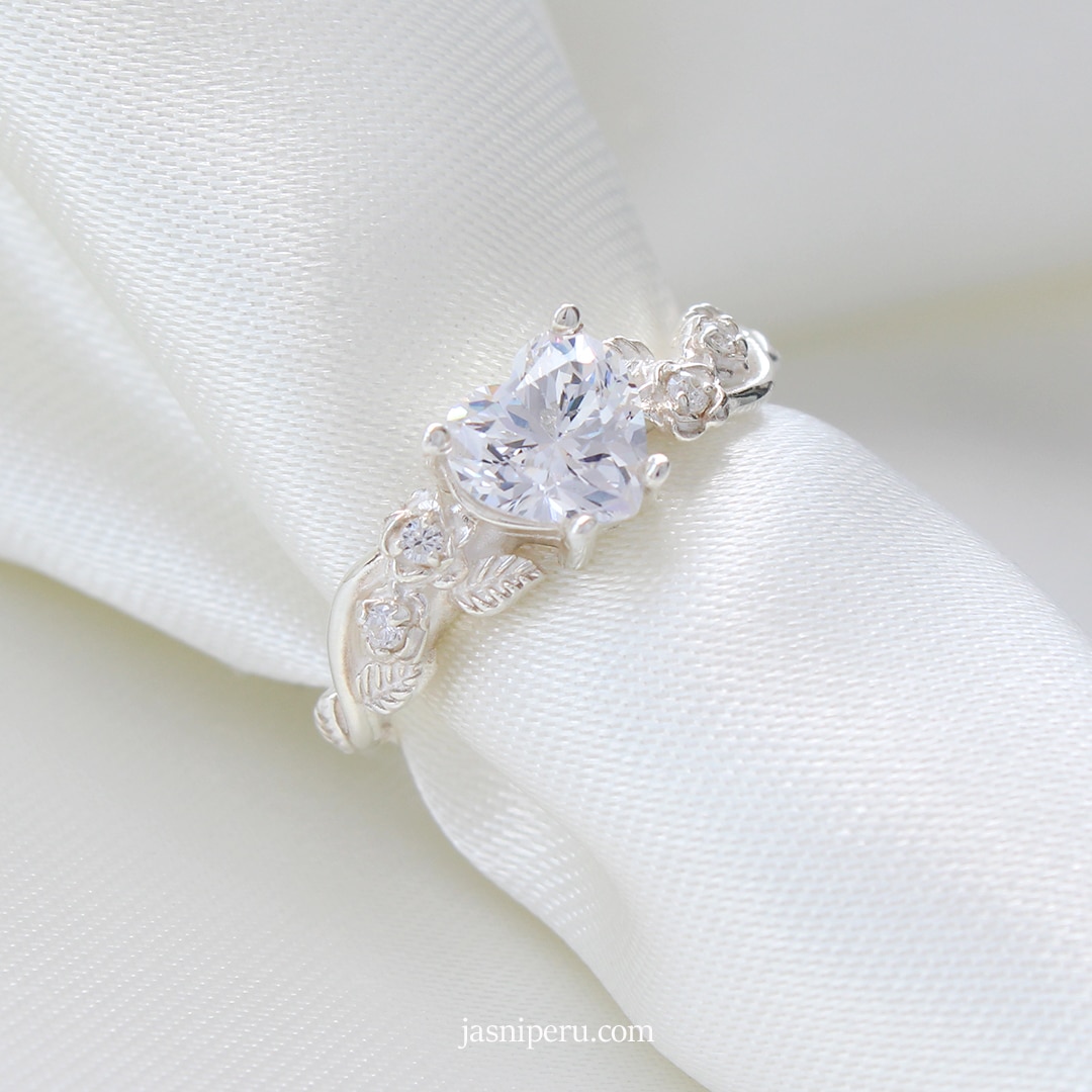 Anillo Bellarose (a pedido)